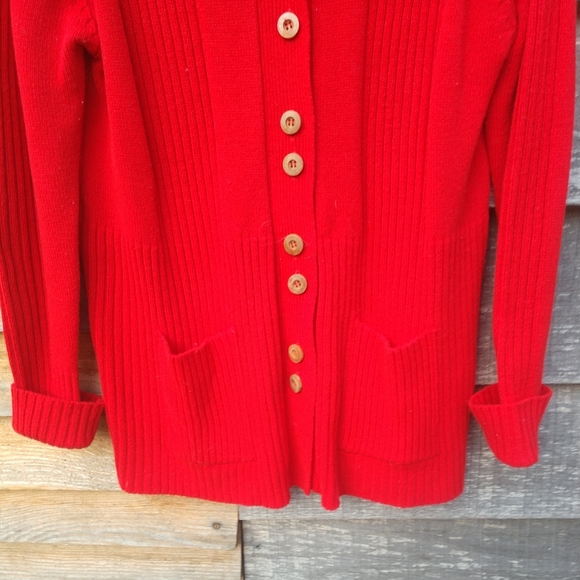 Vintage 1970's Cardigan Red Sweater Broad Collar Pockets LS Acrylic Size 42 - - Picture 10 of 10